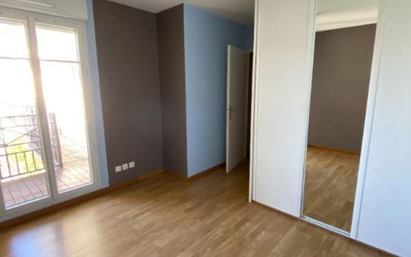 Appartement à louer    2 pièces • 42,72 m2 Magny-le-Hongre