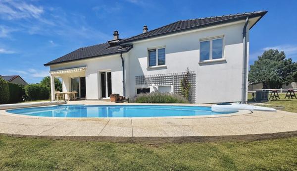 Maison 4 chambres avec piscine