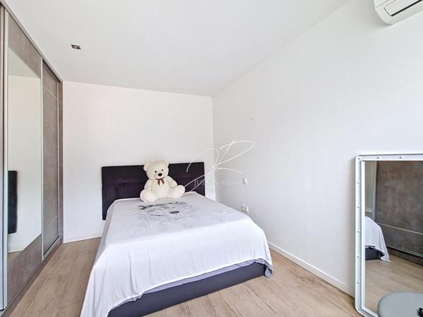 Villa T4 3 chambres 165 m² piscine dépendance