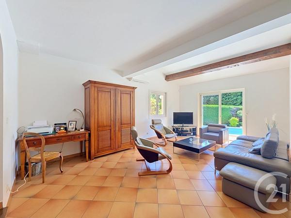 Maison à vendre  4 pièces - 112,39 m 2   MARSEILLE  - 13013