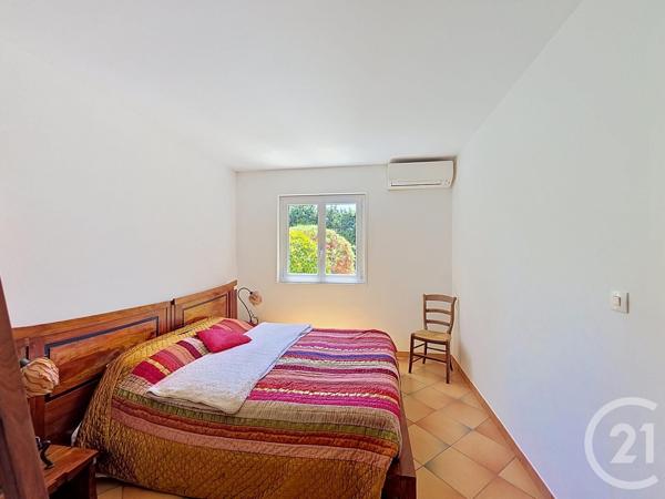 Maison à vendre  4 pièces - 112,39 m 2   MARSEILLE  - 13013