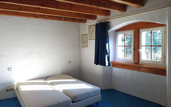 Maison à vendre    7 pièces • 280 m2 Gex