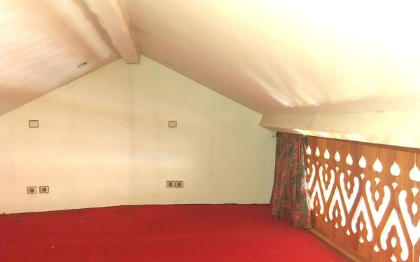 Maison à vendre    7 pièces • 280 m2 Gex