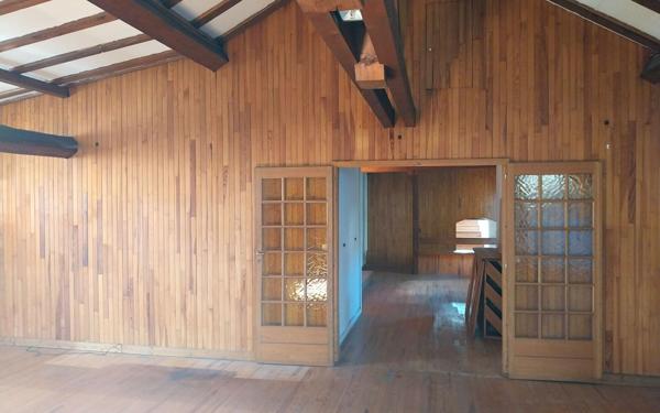 Maison à vendre    7 pièces • 280 m2 Gex