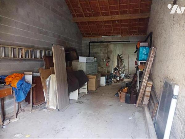 MAISON D'HABITATION AVEC JARDIN & DEPENDANCES