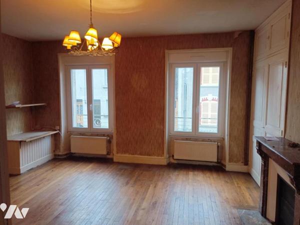 MAISON D'HABITATION AVEC JARDIN & DEPENDANCES