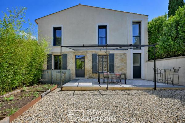 Maison de village rénovée avec jardin et garage proche du Pont du Gard