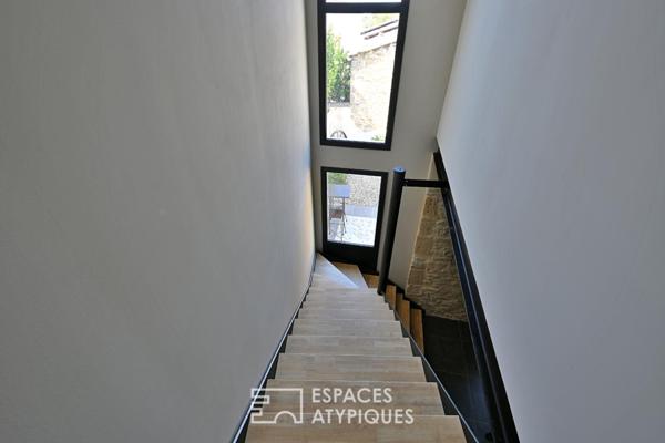 Maison de village rénovée avec jardin et garage proche du Pont du Gard