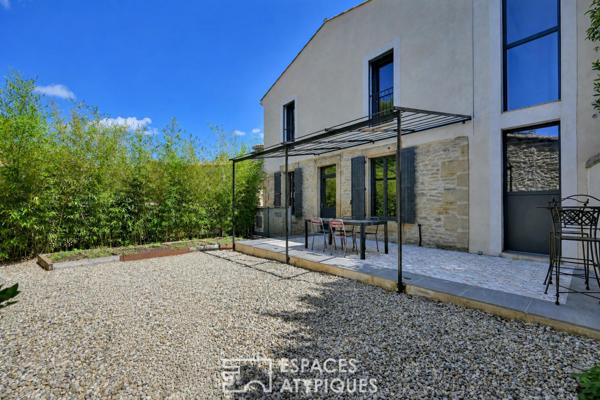 Maison de village rénovée avec jardin et garage proche du Pont du Gard