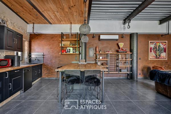 Maison de village rénovée avec jardin et garage proche du Pont du Gard