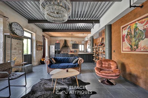 Maison de village rénovée avec jardin et garage proche du Pont du Gard