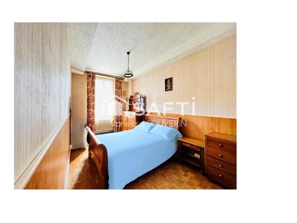 Maison de village avec dépendance sur 1248 m2 clos