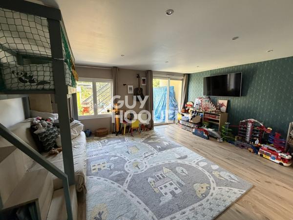 MAISON À VENDRE DE 5 PIÈCES DE 150,00 M²
