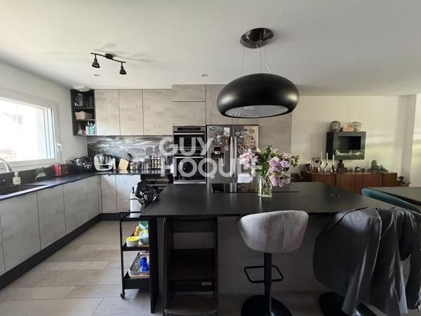 MAISON À VENDRE DE 5 PIÈCES DE 150,00 M²