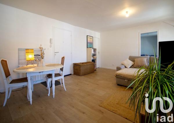 Appartement 2 pièces de 55 m² à Hennebont (56700)