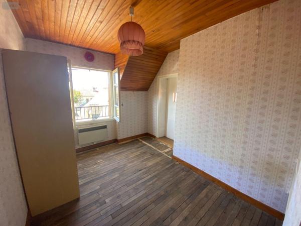 Maison à vendre à Saint-Santin-Cantalès dans le Cantal (15150), ref : 15061-41