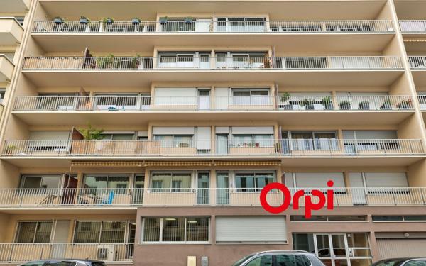 Appartement à vendre    4 pièces • 71,66 m2 Lyon 2