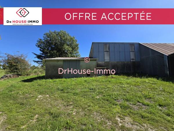 Bien immobilier à vendre de 831 m²