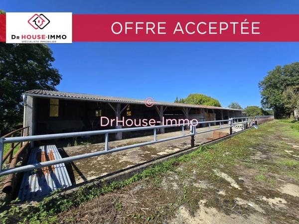 Bien immobilier à vendre de 831 m²