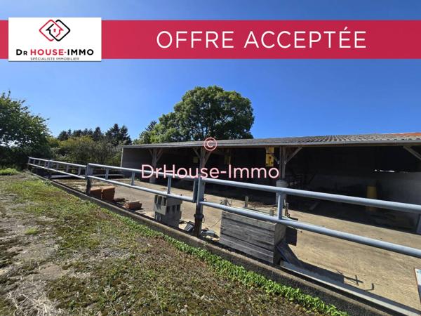 Bien immobilier à vendre de 831 m²