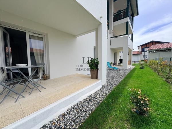 Appartement
         4 pièces
        - 93 m² Exclusivité 319 000 € *