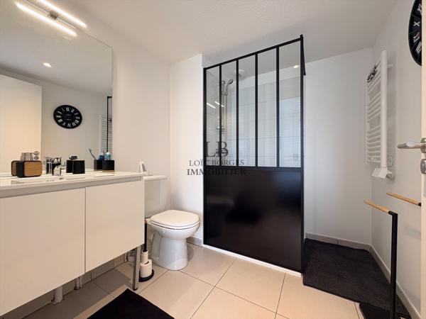 Appartement
         4 pièces
        - 93 m² Exclusivité 319 000 € *