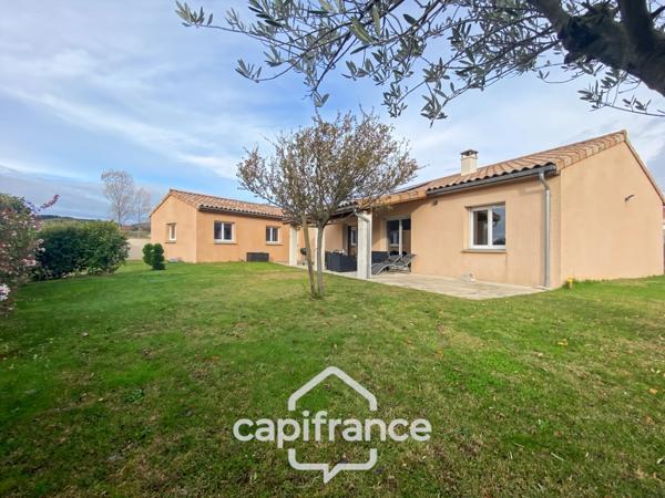 Rare à Etables: maison d'environ 100 m2, 3 chambres et son terrain paysagé de 1000 m2