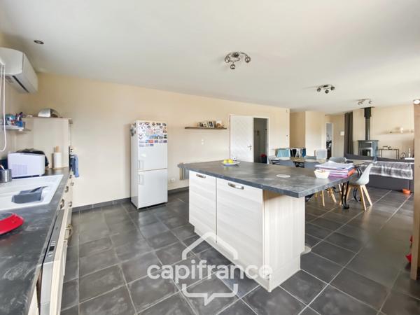 Rare à Etables: maison d'environ 100 m2, 3 chambres et son terrain paysagé de 1000 m2