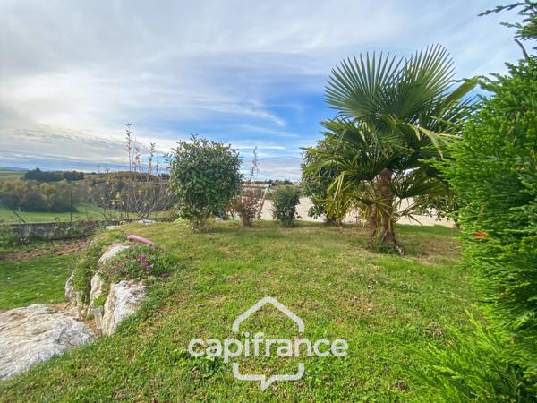 Rare à Etables: maison d'environ 100 m2, 3 chambres et son terrain paysagé de 1000 m2