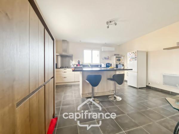 Rare à Etables: maison d'environ 100 m2, 3 chambres et son terrain paysagé de 1000 m2