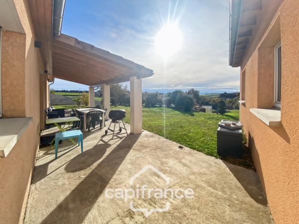 Rare à Etables: maison d'environ 100 m2, 3 chambres et son terrain paysagé de 1000 m2