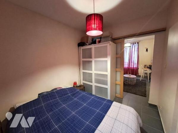 A VENDRE  QUIMPER CENTRE VILLE à 5 min à pied de la Cathédrale, charmant appartement de 27 m² s...