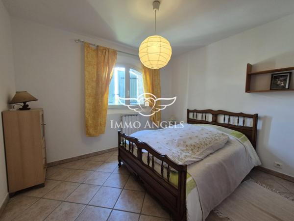 Maison 9 pièces 137m², dépendance 36m², piscine et pool house, sur terrain 2207m²