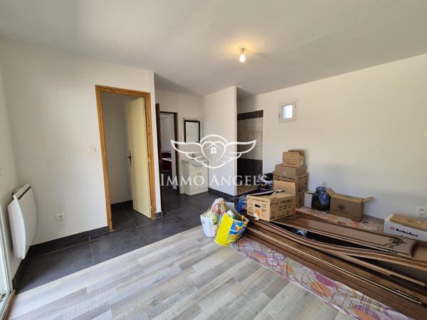 Maison 9 pièces 137m², dépendance 36m², piscine et pool house, sur terrain 2207m²