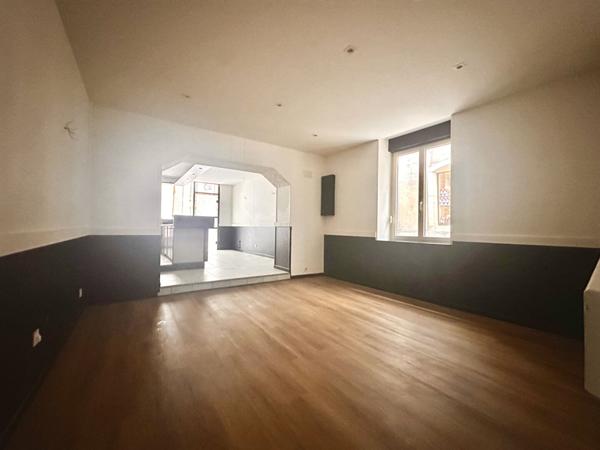 Immeuble à vendre à Lunéville - Référence VJJ437