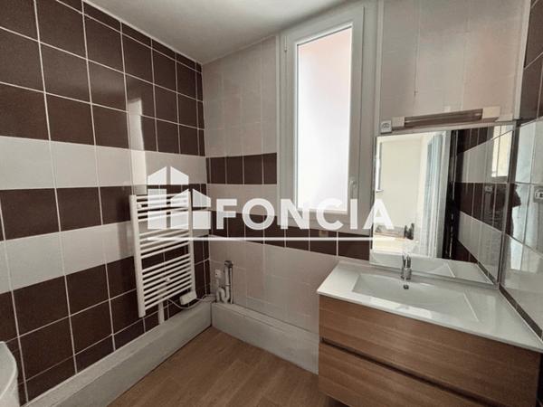 Location Appartement 3 pièces 65.39 m² - Agen 47000