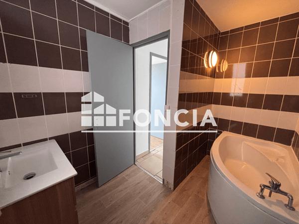 Location Appartement 3 pièces 65.39 m² - Agen 47000
