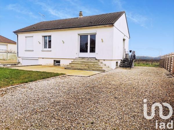 Maison 6 pièces de 133 m² à Les Villages Vovéens (28150)