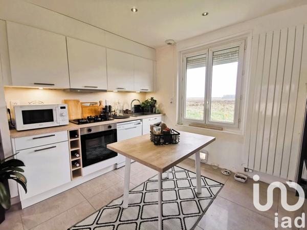 Maison 6 pièces de 133 m² à Les Villages Vovéens (28150)