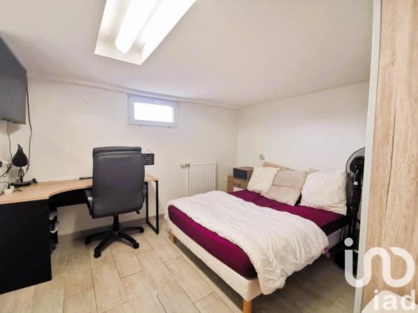 Maison 6 pièces de 133 m² à Les Villages Vovéens (28150)