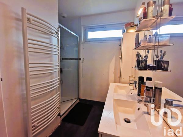 Maison 6 pièces de 133 m² à Les Villages Vovéens (28150)