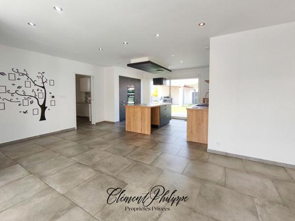 Villa proche Carcassonne 5 pièces 4 chambres