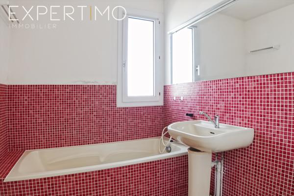 Saint-Nazaire (44600) Quartiers Pertuischaud - Plaisance - Appartement T2 avec balcon, garage, parking et cave