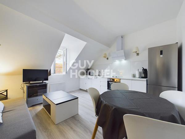 2/3 PIECES TRAVERSANT 32m2 RUEIL CENTRE