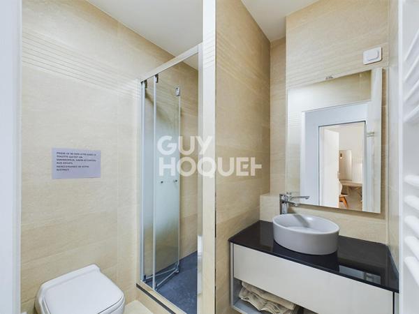 2/3 PIECES TRAVERSANT 32m2 RUEIL CENTRE