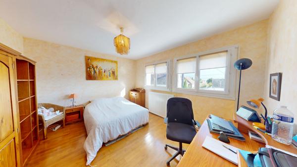 Maison coup de coeur à vendre à Chécy Maison avec garage, dépendance et carport
