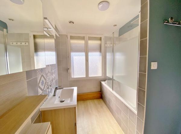 Maison mitoyenne 2 côtés Lompret 87.62 m²