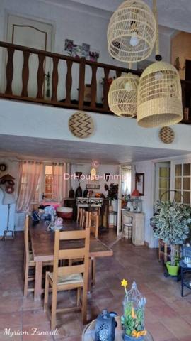 Maison à vendre 7 pièces de 187 m²