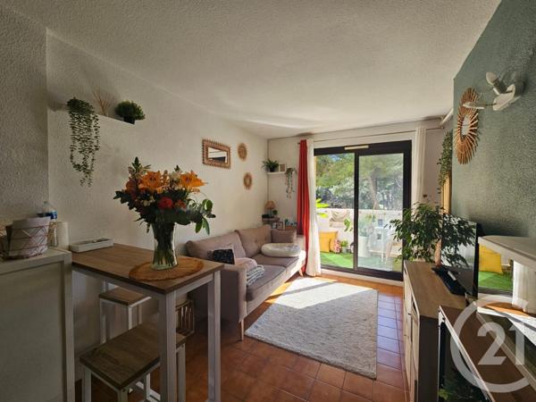 Appartement T2 à vendre  2 pièces - 23,60 m2 SIX FOURS LES PLAGES - 83