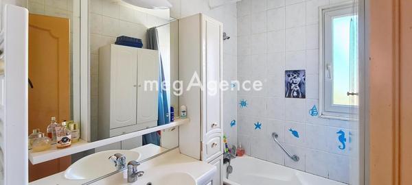 Maison à CHALLANS, 85300 - 5 pièces 147m²